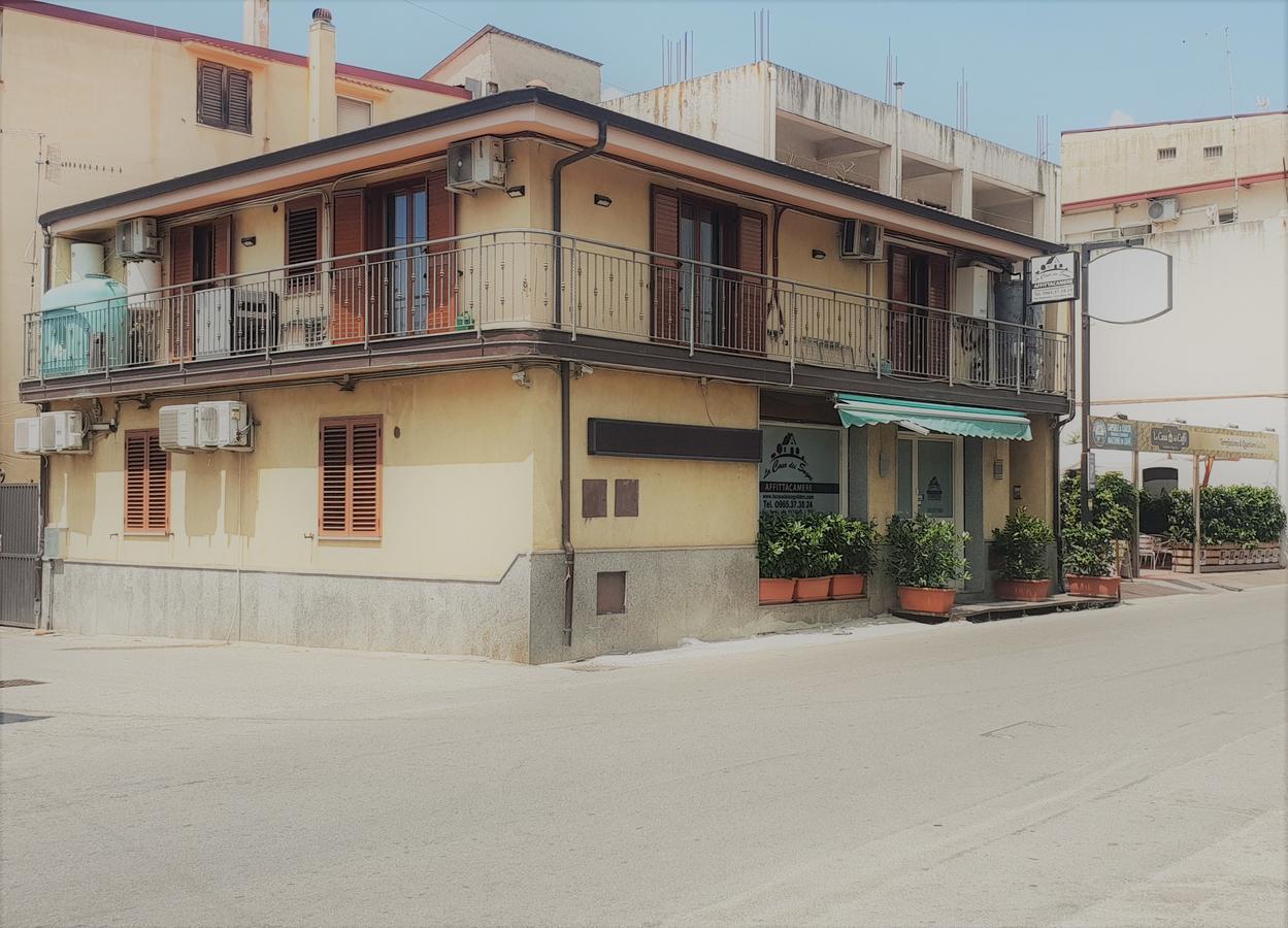 La Casa Dei Sogni Hotel Gallico Exterior foto